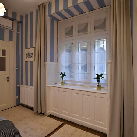 Luxuryflat Near Centre On118 Sqm, 3Br,2Bth,8Bed,Ac Apartment Budapest Bagian luar foto