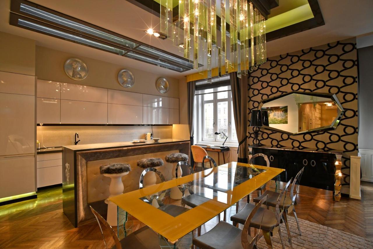 Luxuryflat Near Centre On118 Sqm, 3Br,2Bth,8Bed,Ac Apartment Budapest Bagian luar foto