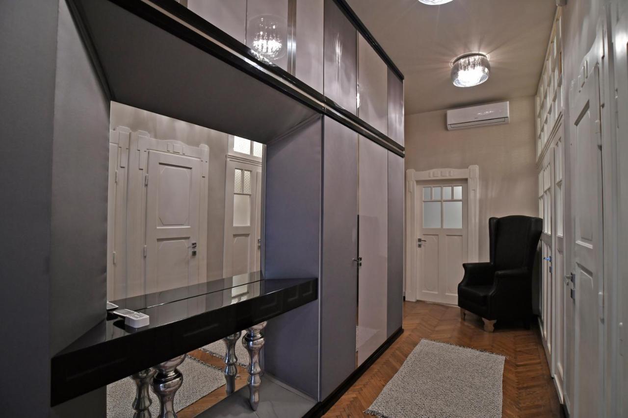 Luxuryflat Near Centre On118 Sqm, 3Br,2Bth,8Bed,Ac Apartment Budapest Bagian luar foto