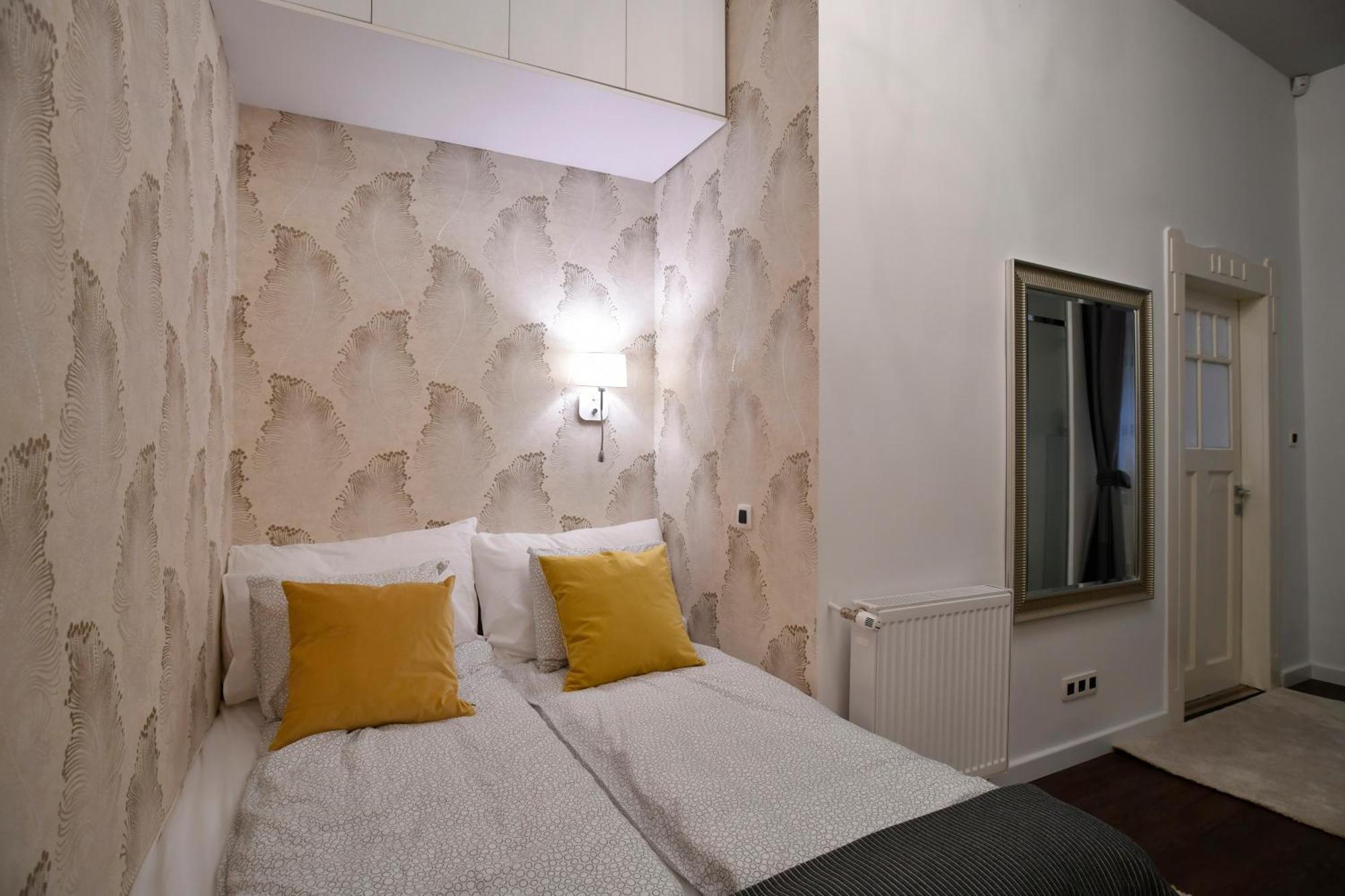 Luxuryflat Near Centre On118 Sqm, 3Br,2Bth,8Bed,Ac Apartment Budapest Bagian luar foto