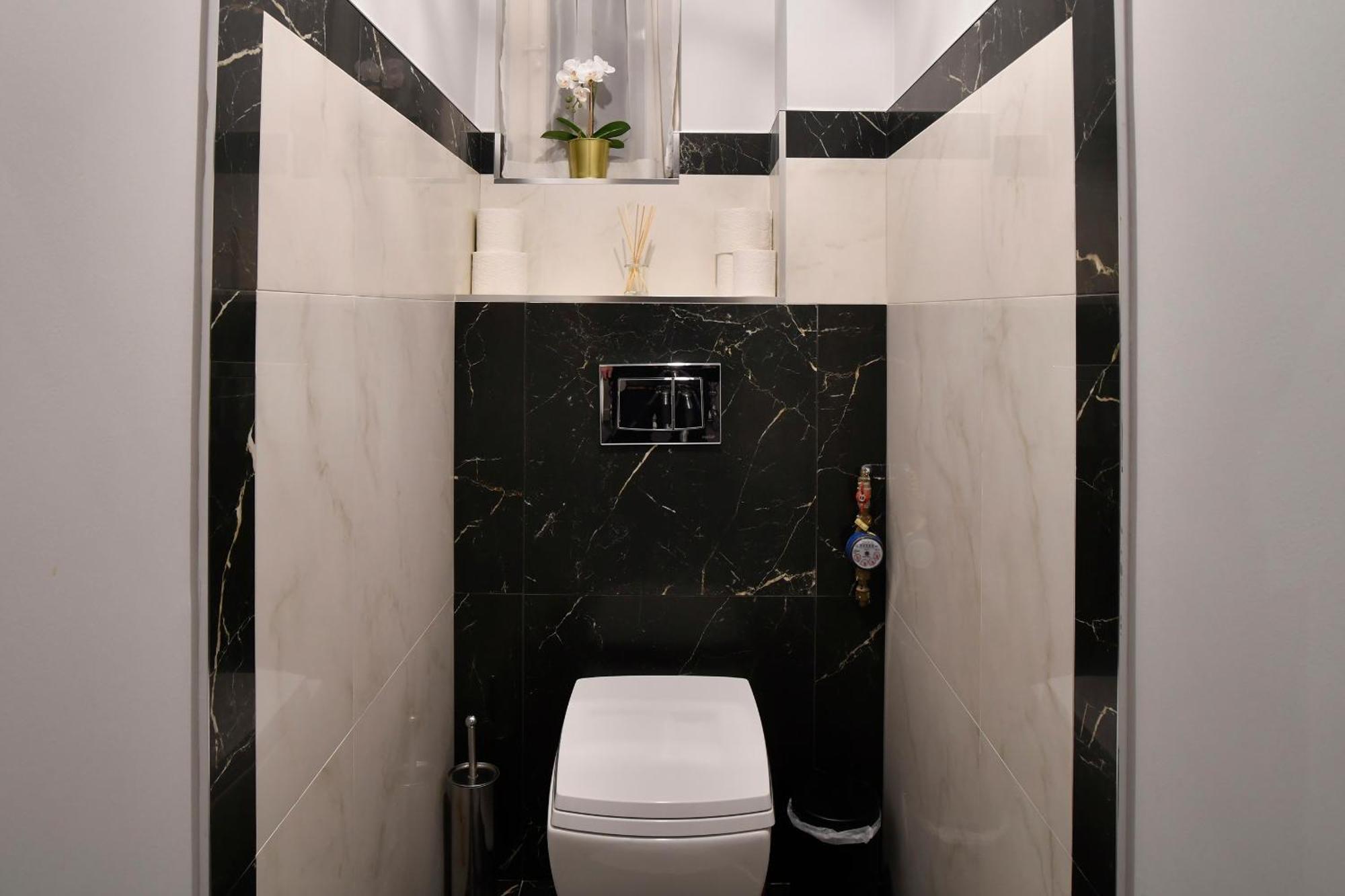 Luxuryflat Near Centre On118 Sqm, 3Br,2Bth,8Bed,Ac Apartment Budapest Bagian luar foto